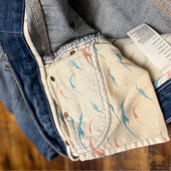 Hollister Jr. Cropped Boyfriend Relaxed Distressed Denim Jeans size 7 - Picture 12 of 12